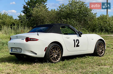 Родстер Mazda MX-5 2021 в 
