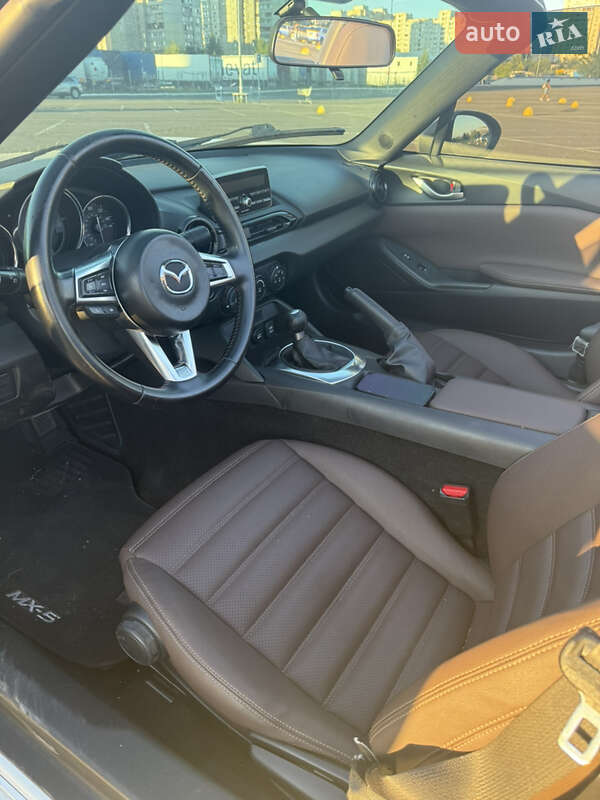 Родстер Mazda MX-5 2016 в Києві