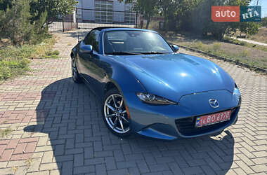 Родстер Mazda MX-5 2019 в 