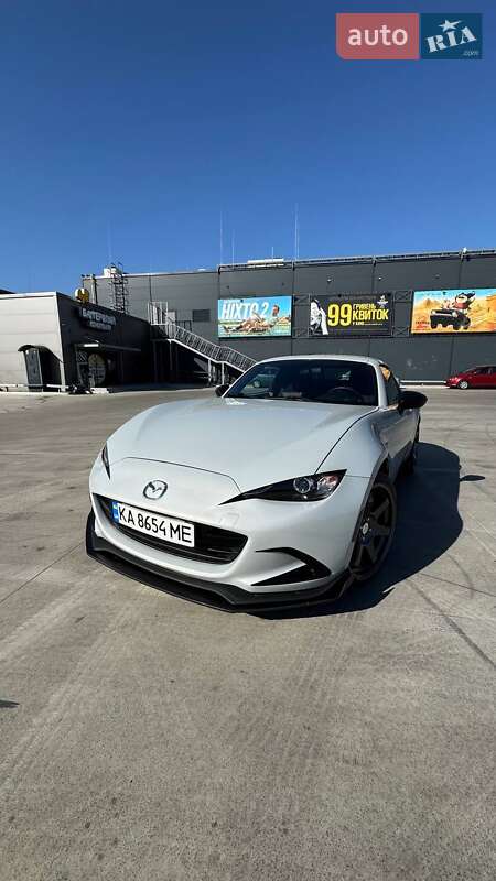 Родстер Mazda MX-5 2017 в Киеве