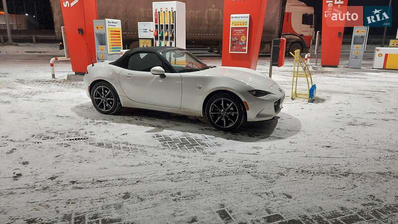 Родстер Mazda MX-5 2016 в Киеве