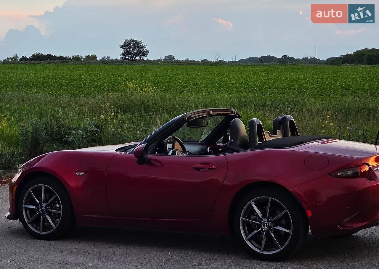 2021 Mazda MX-5 - мініатюра 21