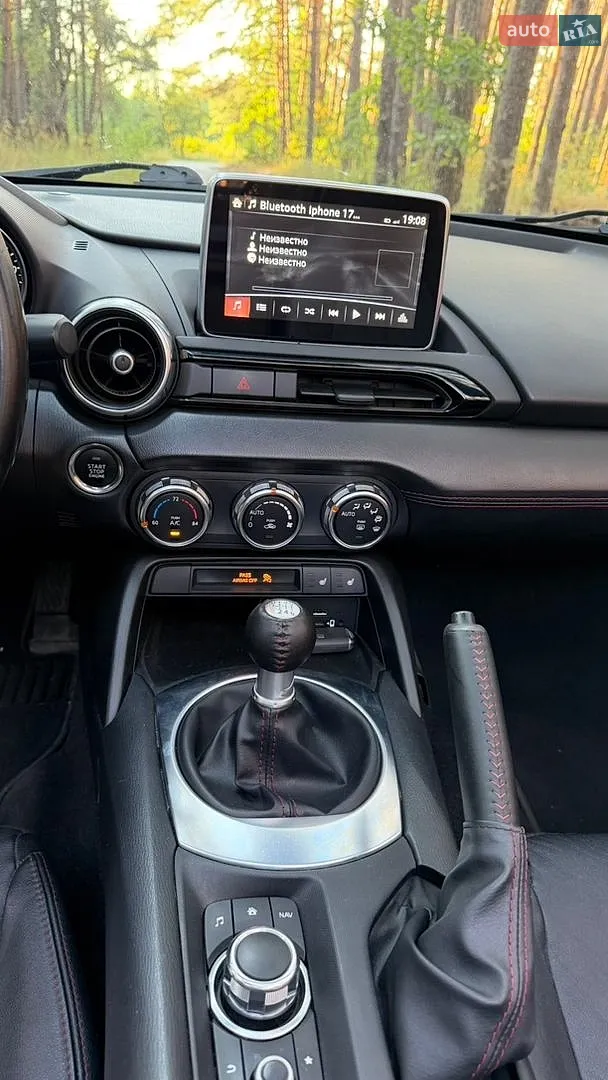 2016 Mazda MX-5 - мініатюра 15