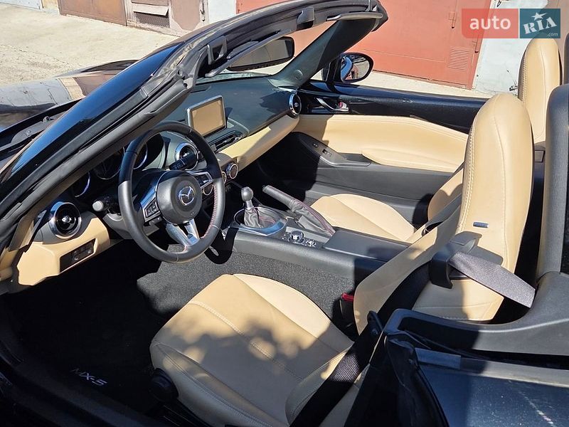 Родстер Mazda MX-5 2016 в Киеве