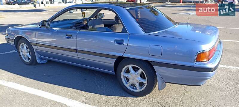 Седан Mazda Persona 1989 в Одесі