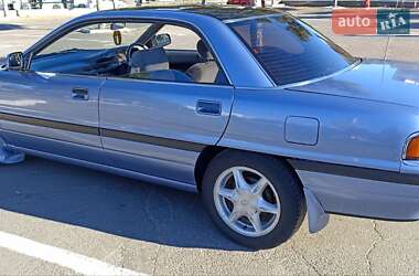 Седан Mazda Persona 1989 в 