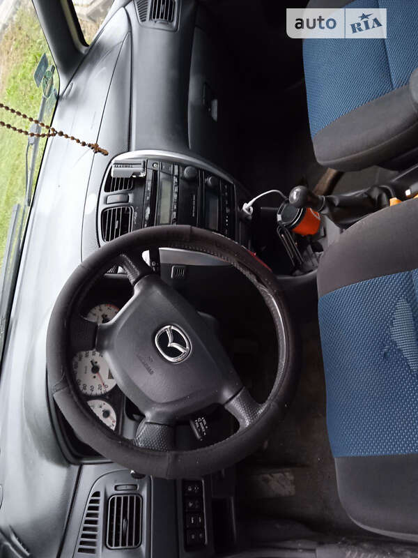 Минивэн Mazda Premacy 2004 в Сколе