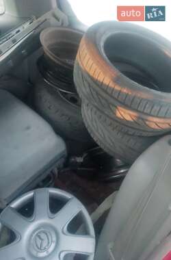 Минивэн Mazda Premacy 2002 в 