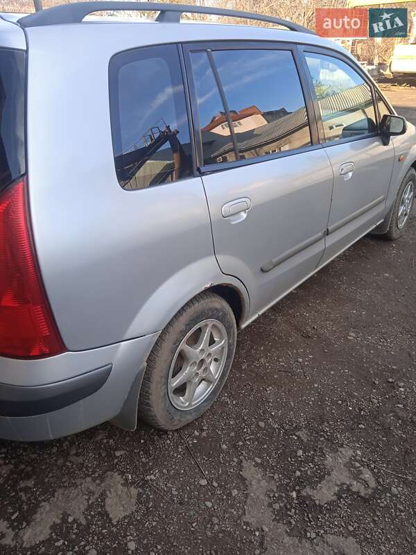 Mazda Premacy 1999