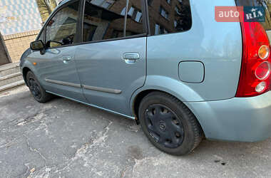Минивэн Mazda Premacy 2002 в 
