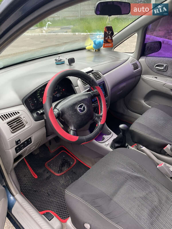 Минивэн Mazda Premacy 2001 в Бобровице
