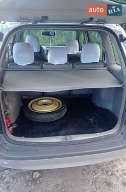 Минивэн Mazda Premacy 2001 в 