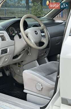 Минивэн Mazda Premacy 2002 в 