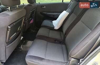 Минивэн Mazda Premacy 2004 в  фото 13 Минивэн Mazda Premacy 2004 в