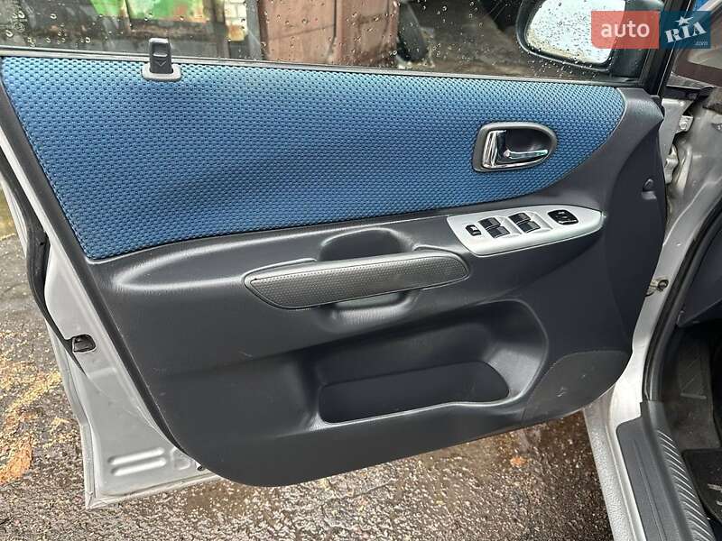 Минивэн Mazda Premacy 2003 в Кременчуге