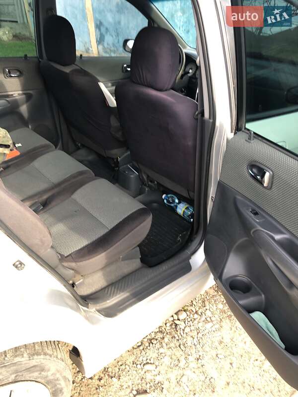 Мінівен Mazda Premacy 2002 в Чернівцях