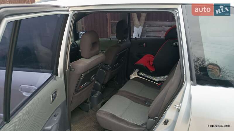 Минивэн Mazda Premacy 2003 в Запорожье