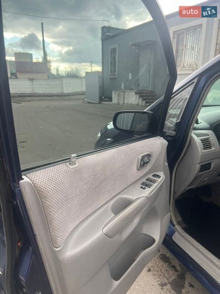 Минивэн Mazda Premacy 2003 в Полтаве