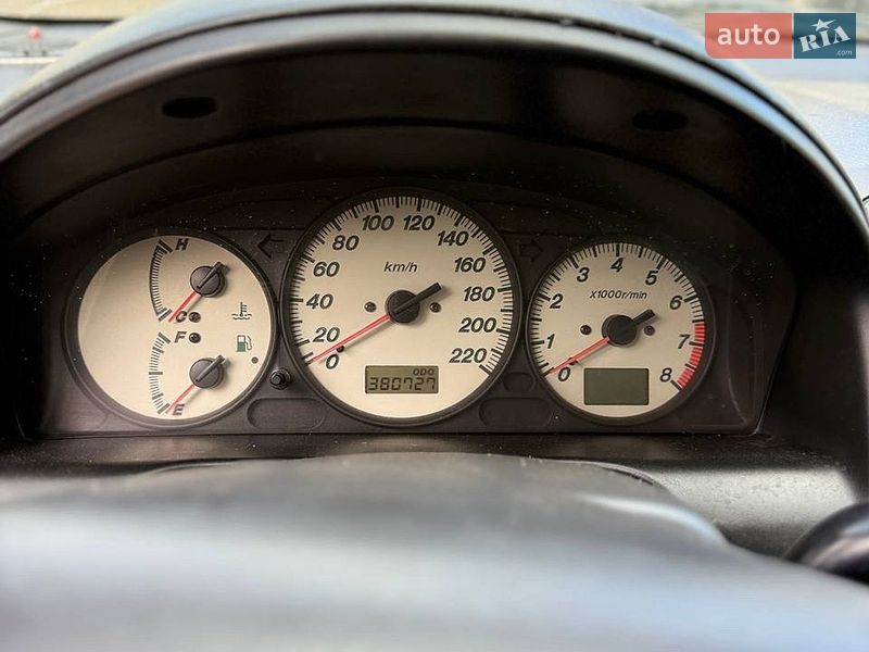 Мінівен Mazda Premacy 2002 в Києві фото 12 Мінівен Mazda Premacy 2002 в Києві