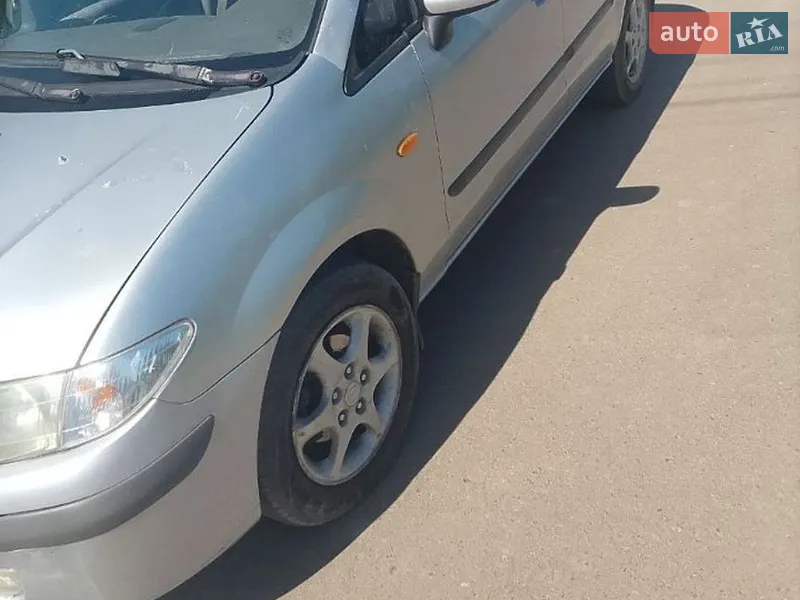 Mazda Premacy 2000