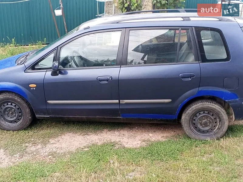 Mazda Premacy 2001