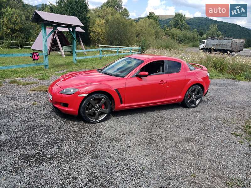 Купе Mazda RX-8 2004 в Воловцю