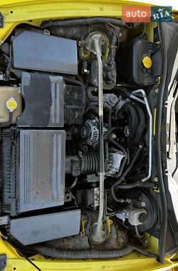 Купе Mazda RX-8 2004 в 