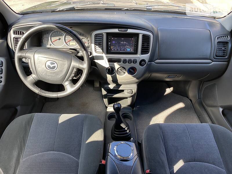 Позашляховик / Кросовер Mazda Tribute 2004 в Херсоні