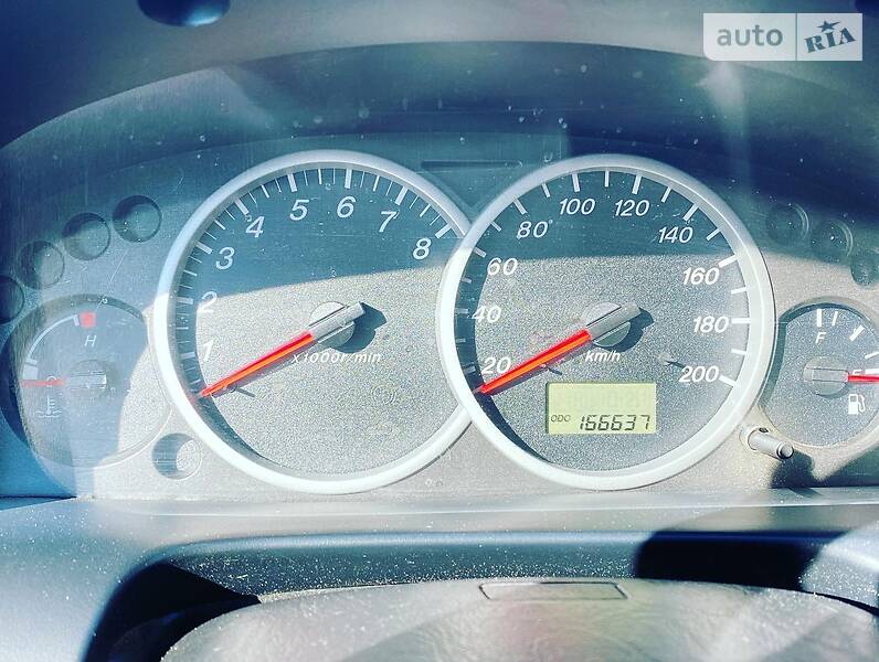 Позашляховик / Кросовер Mazda Tribute 2004 в Херсоні