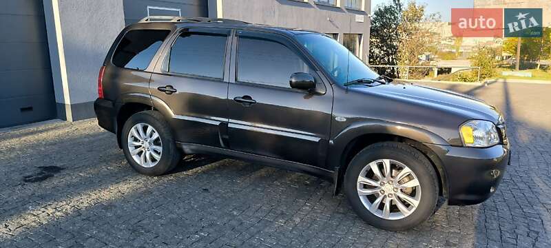 Внедорожник / Кроссовер Mazda Tribute 2005 в Хмельницком