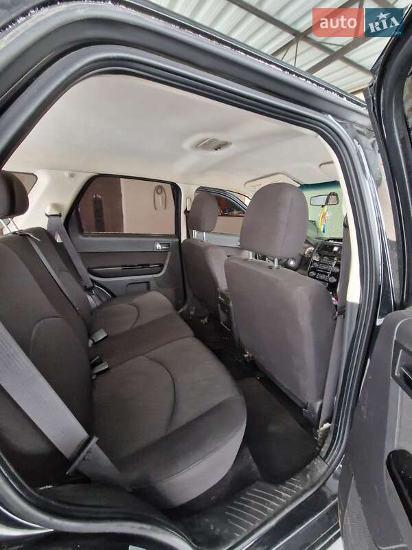 Внедорожник / Кроссовер Mazda Tribute 2012 в Жмеринке