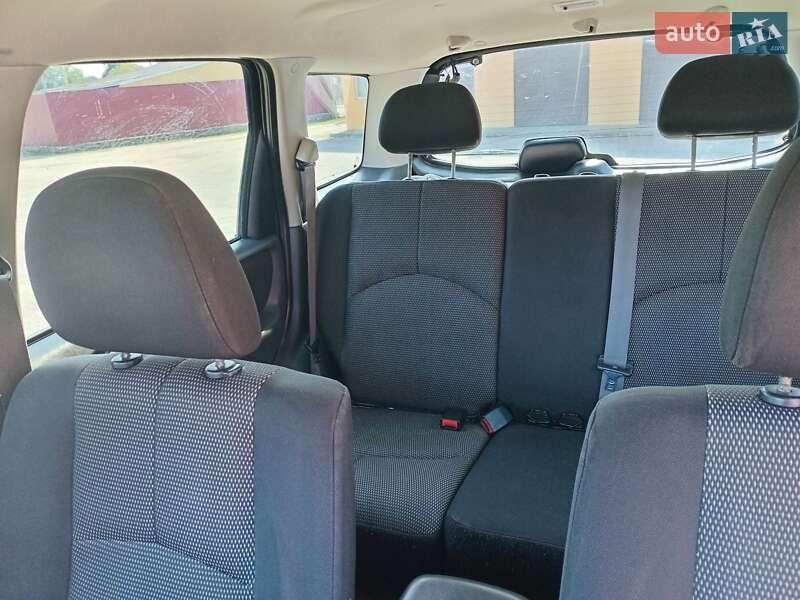 Позашляховик / Кросовер Mazda Tribute 2005 в Почаєві