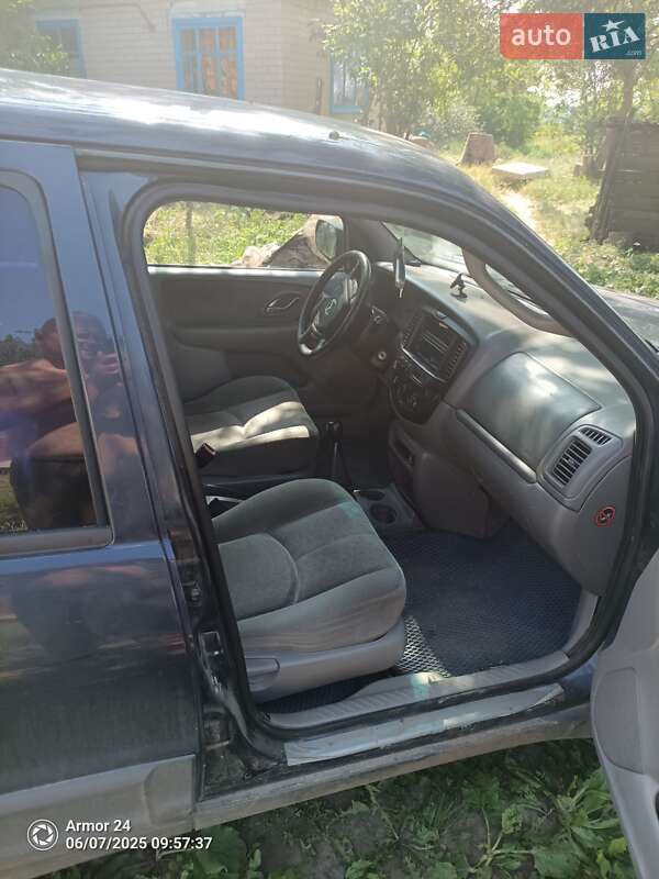 Внедорожник / Кроссовер Mazda Tribute 2002 в Сагуновке фото 5 Внедорожник / Кроссовер Mazda Tribute 2002 в Сагуновке