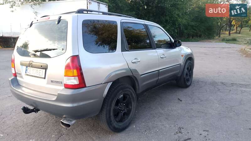 Внедорожник / Кроссовер Mazda Tribute 2001 в Запорожье