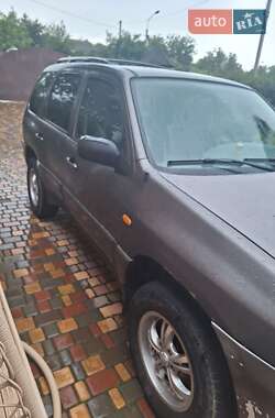 Внедорожник / Кроссовер Mazda Tribute 2002 в Черновцах