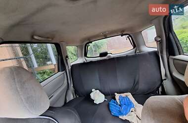 Внедорожник / Кроссовер Mazda Tribute 2002 в Черновцах