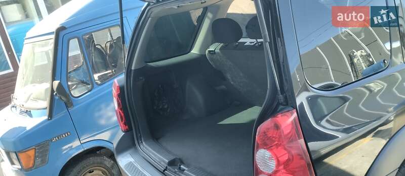 Позашляховик / Кросовер Mazda Tribute 2004 в Львові