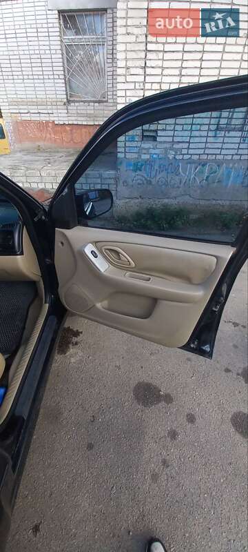 Внедорожник / Кроссовер Mazda Tribute 2005 в Шостке фото 10 Внедорожник / Кроссовер Mazda Tribute 2005 в Шостке