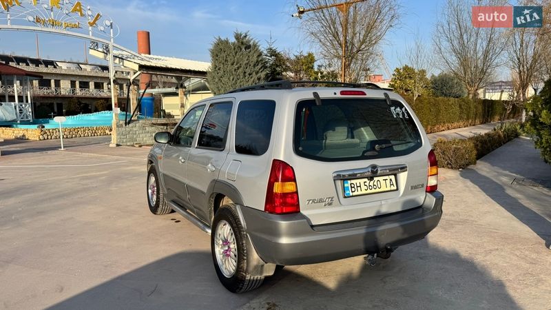 Внедорожник / Кроссовер Mazda Tribute 2003 в Измаиле