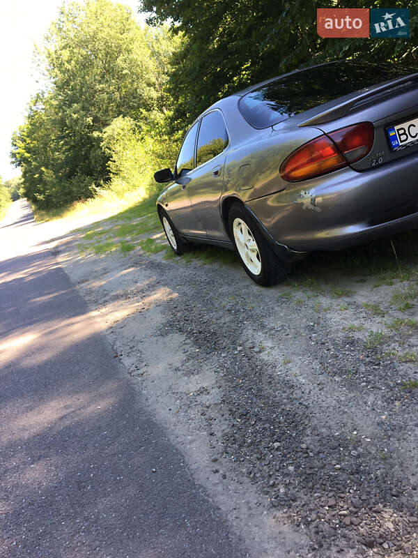 Седан Mazda Xedos 6 1995 в Львове