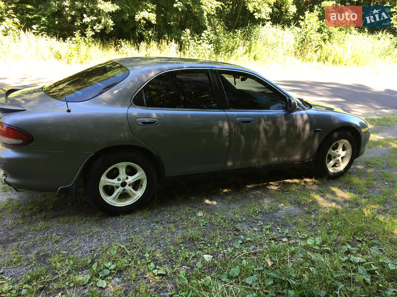 Седан Mazda Xedos 6 1995 в Львове
