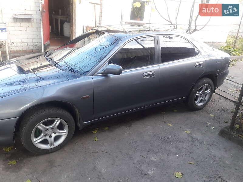 Седан Mazda Xedos 6 1992 в Кам'янець-Подільському фото 6 Седан Mazda Xedos 6 1992 в Кам'янець-Подільському