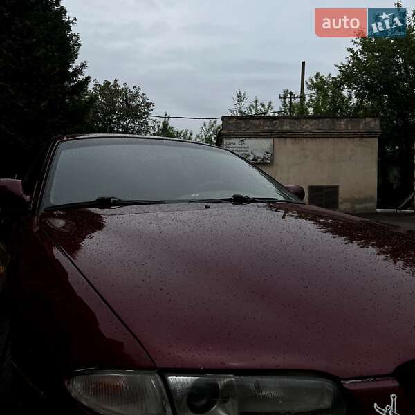 Седан Mazda Xedos 6 1993 в 
