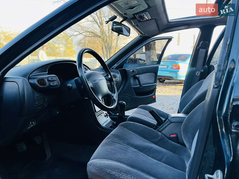 Седан Mazda Xedos 6 1996 в Харькове