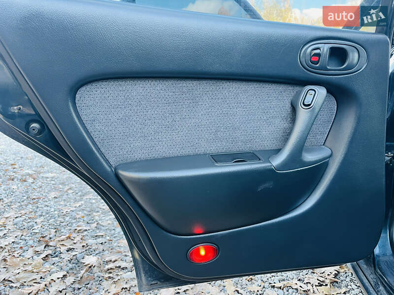 Седан Mazda Xedos 6 1996 в Харькове