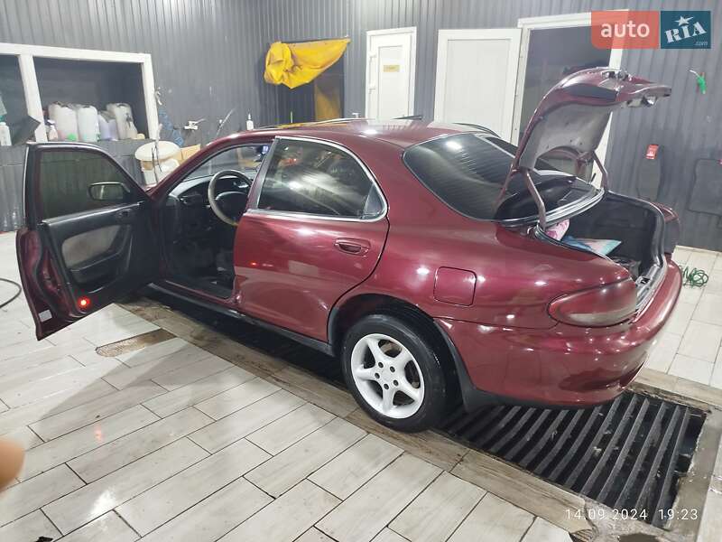 Седан Mazda Xedos 6 1994 в Одессе