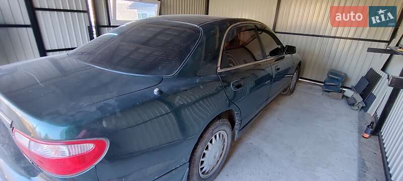Седан Mazda Xedos 9 2000 в Хотине