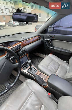 Седан Mazda Xedos 9 1993 в 