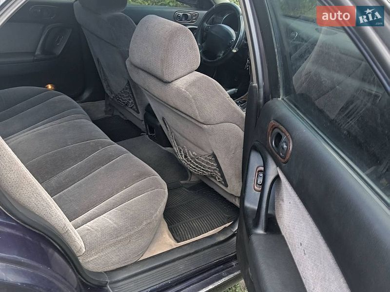 Седан Mazda Xedos 9 1995 в Городище