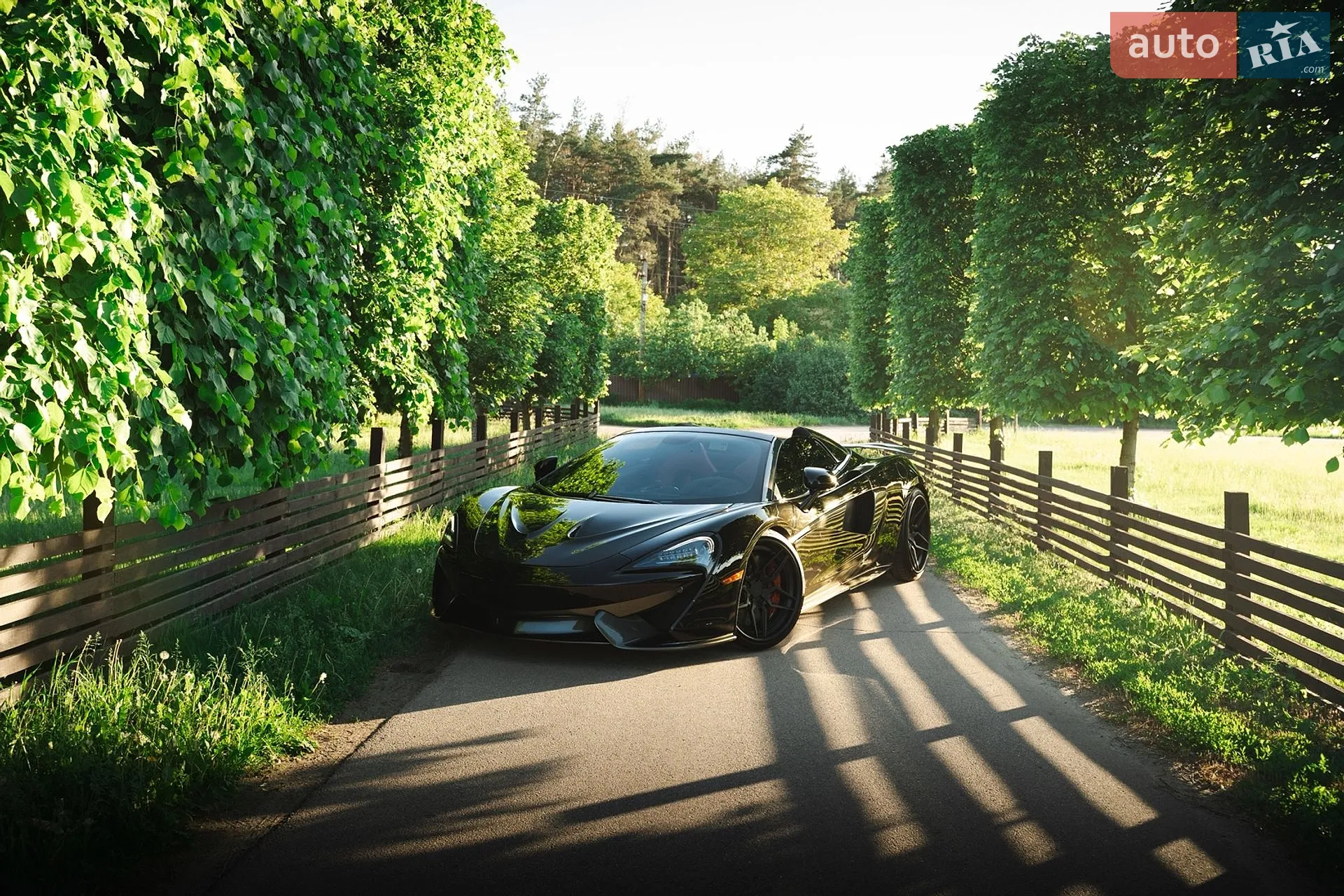 2018 McLaren 570S - мініатюра 2